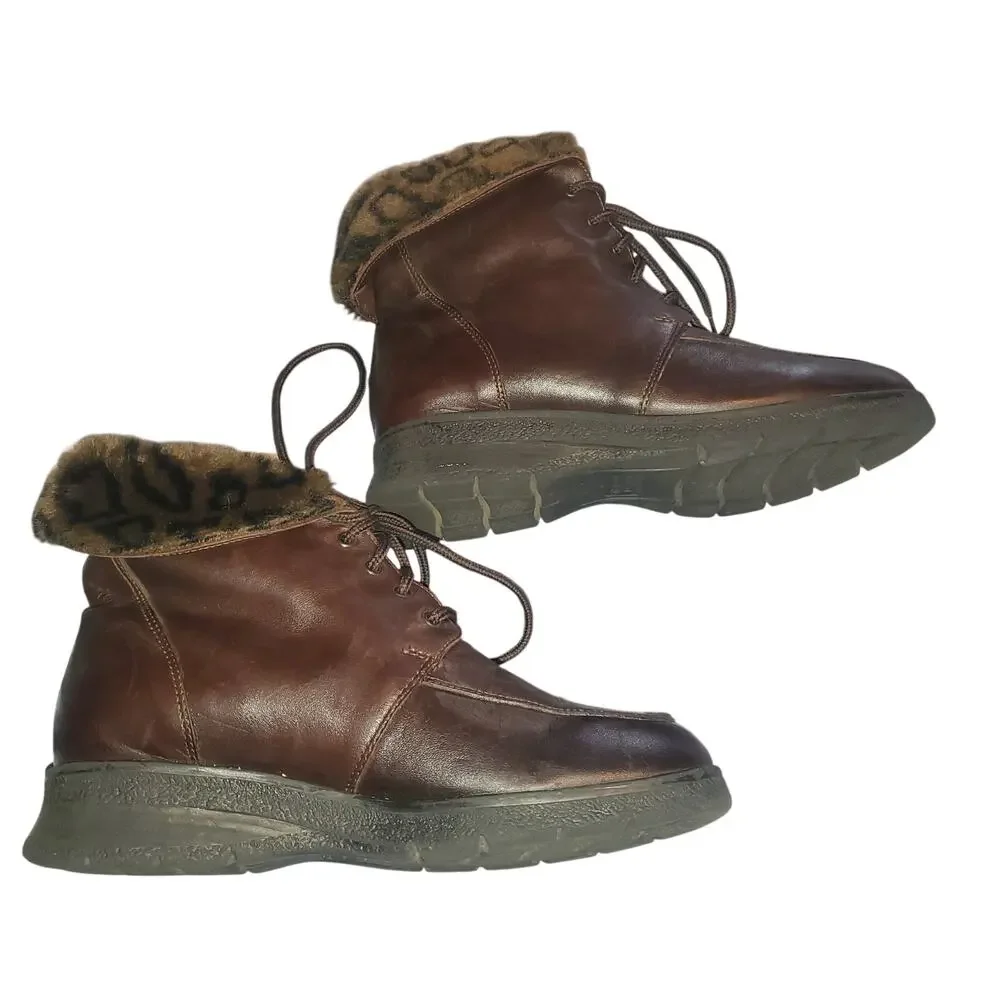 La Canadienne Size 8 Brown Leather Shearling Lined Laced Fold Over Winter Boots